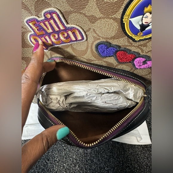 Coach Bundle Disney X Villains Backpack &  Wristlet Signature Canvas w/Patches, - Picture 9 of 12